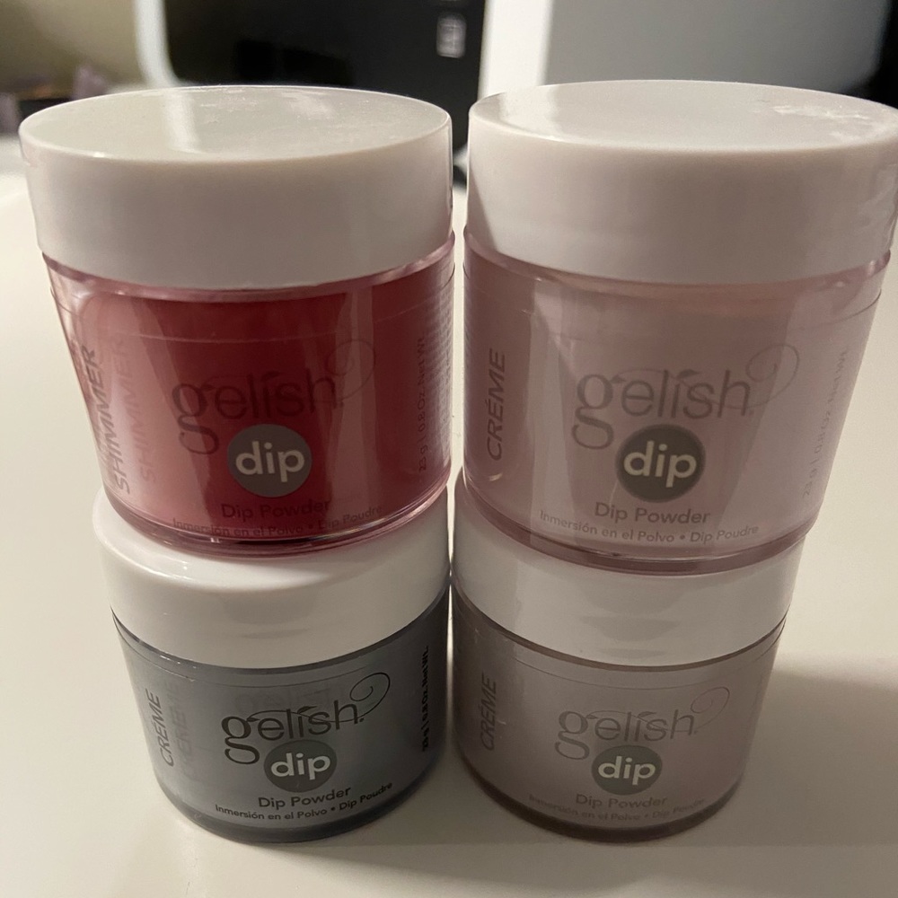 Gelish dip powder